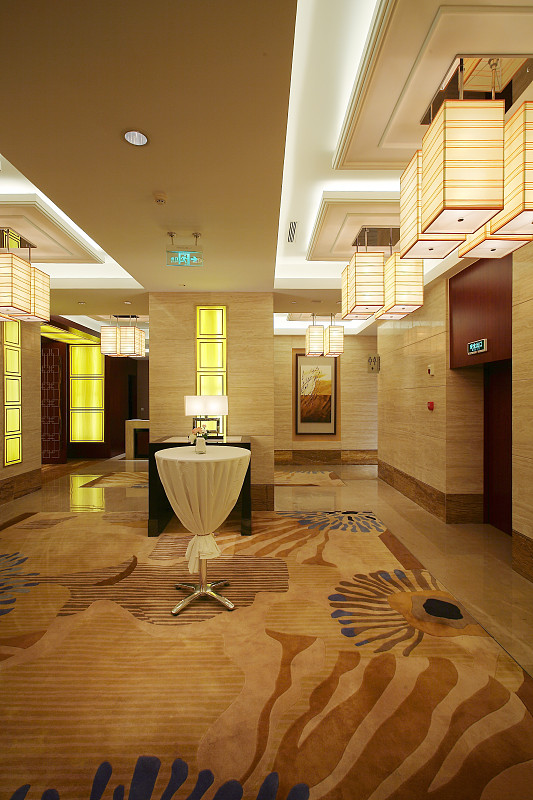 写一份洗浴中心的创业计划书