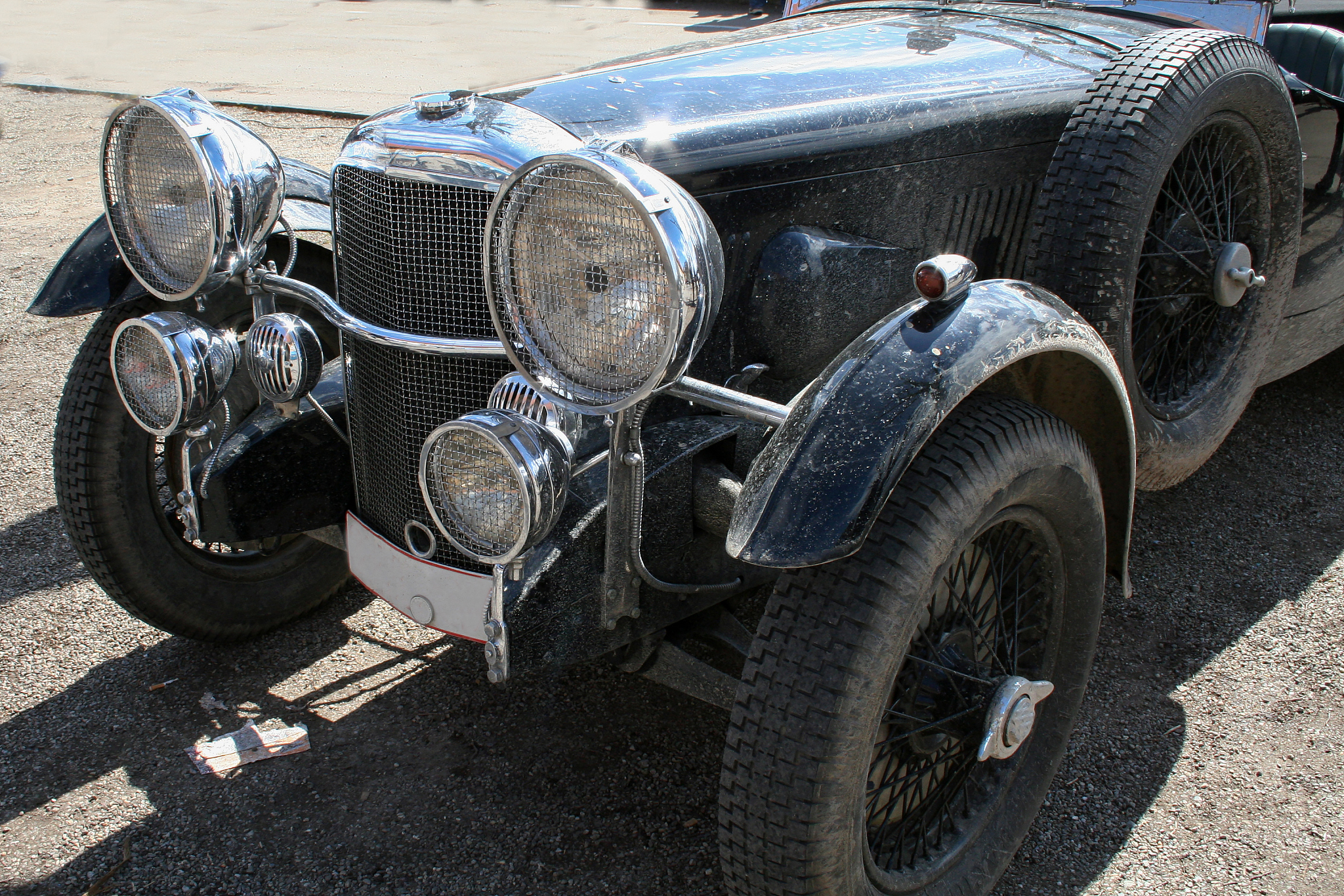 Summarize Norman Bowie Morality Money and Motor Cars and elaborate his examples used for arguments