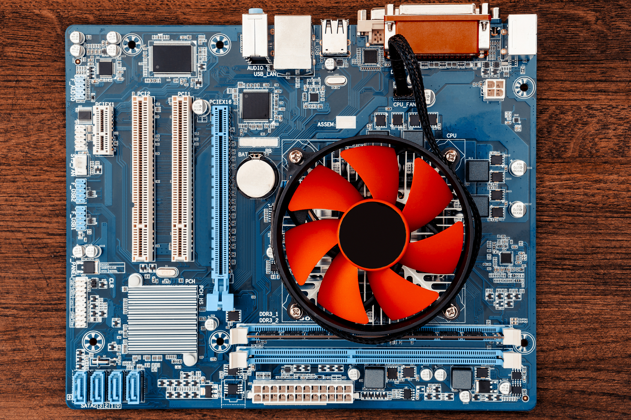 笔记本电脑的3060显卡相当于台式电脑的什么显卡