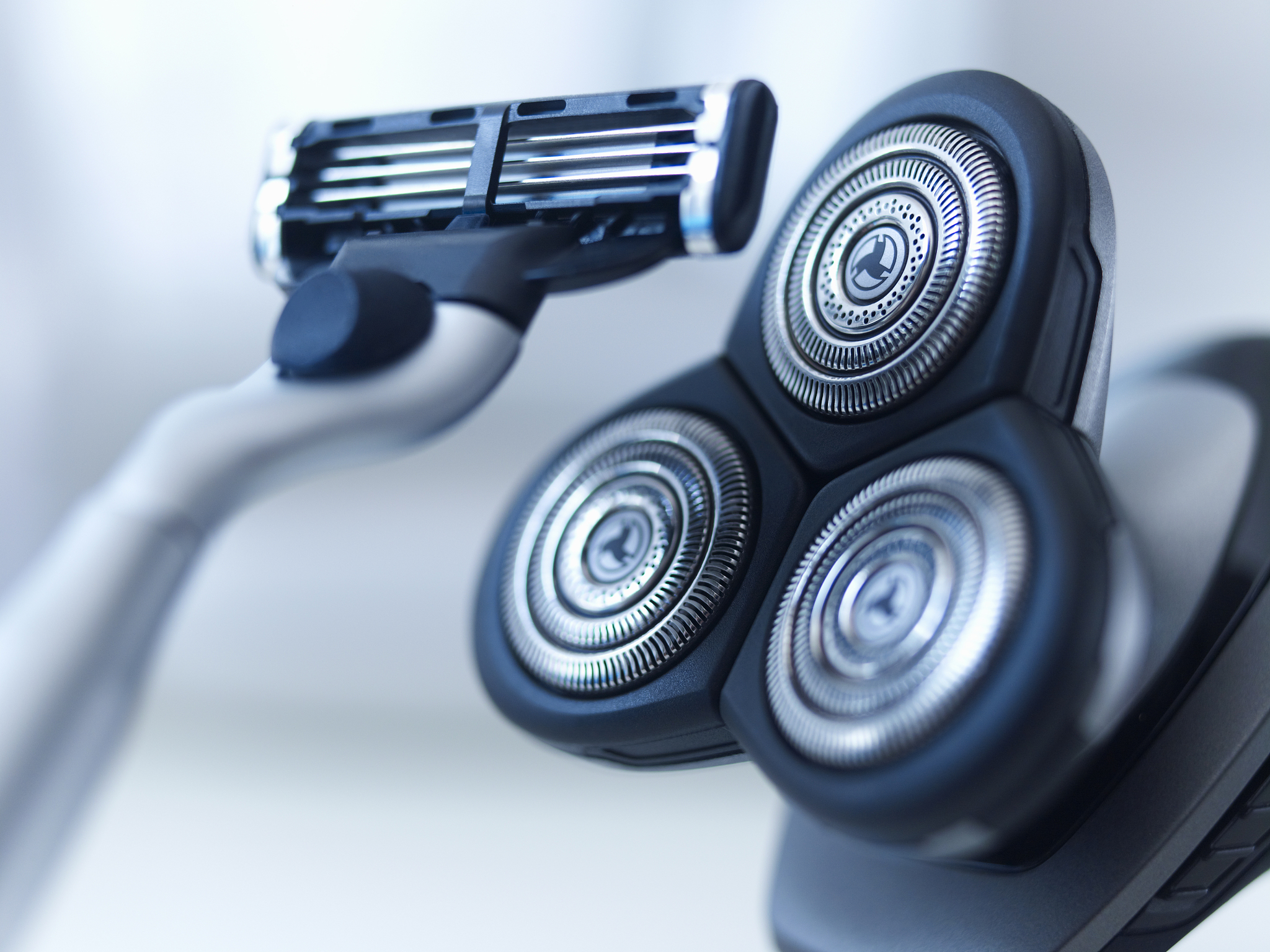 围射粉碎是一款射击类游戏 在游戏中玩家需要操控角色进行射击击败敌人并完成关卡任务。 同时可以利用各种道具和技能来增强自己的战斗能力。 此外还有丰富多样的游戏模式和挑战等待着玩家玩家们也可以在这里轻松的去体验更多模式开启射击模式新玩法。续写这段话