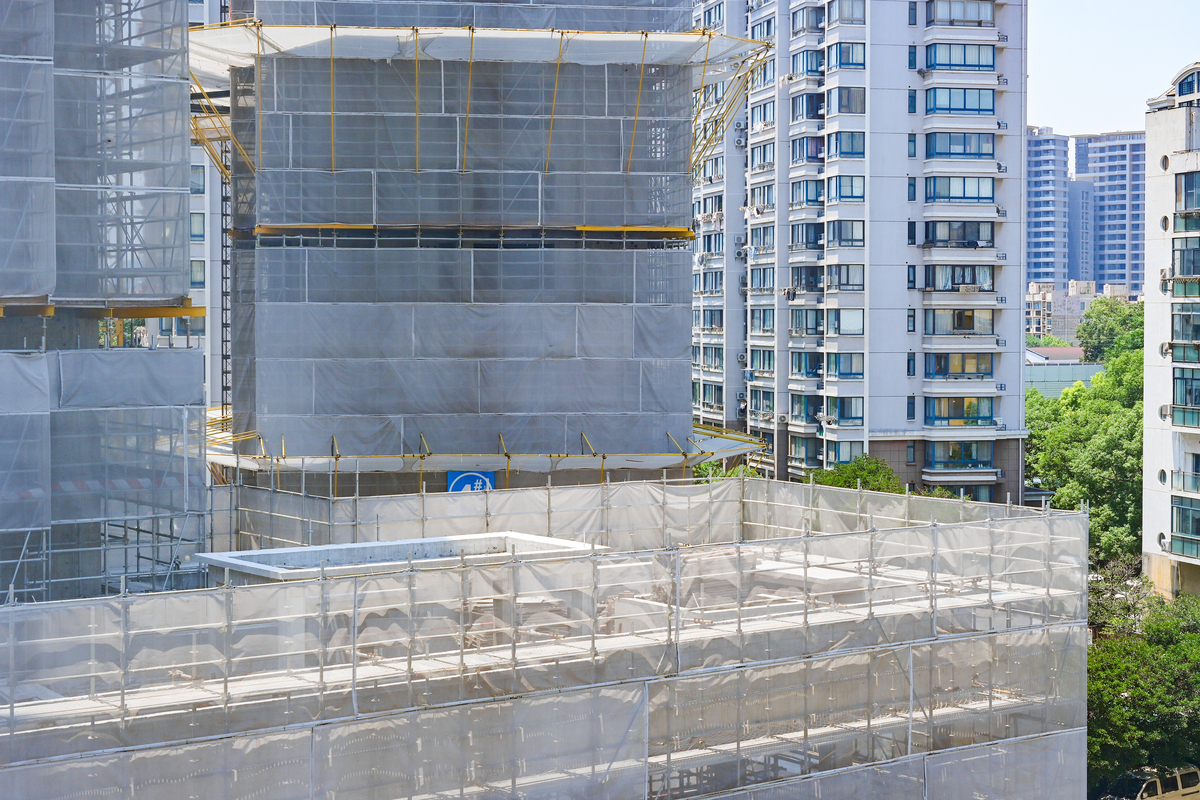 绿地M房建项目防水施工问题研究：现状、原因及对策