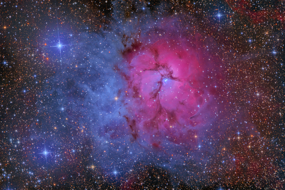 M31 附近神秘[OIII]星云：天文摄影师惊人发现