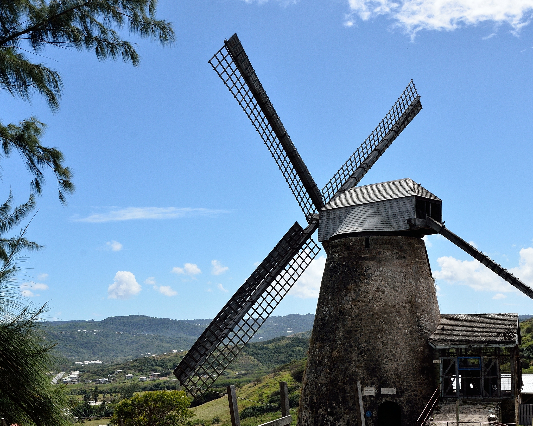 女生学工程管理：就业方向、优势和挑战