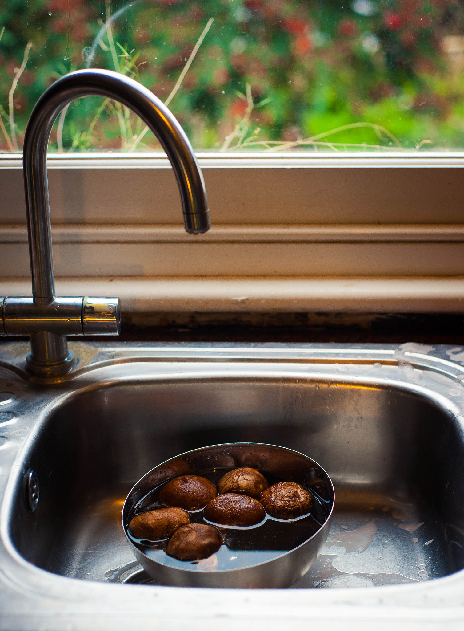 香菇掉进厕所还能叫香菇吗？