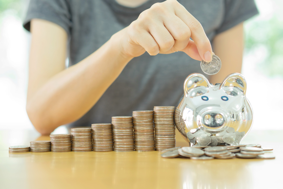 我很想从你那里了解更多关于金钱的知识。我也不是完全无知。有时了解并不像利用知识那么难。