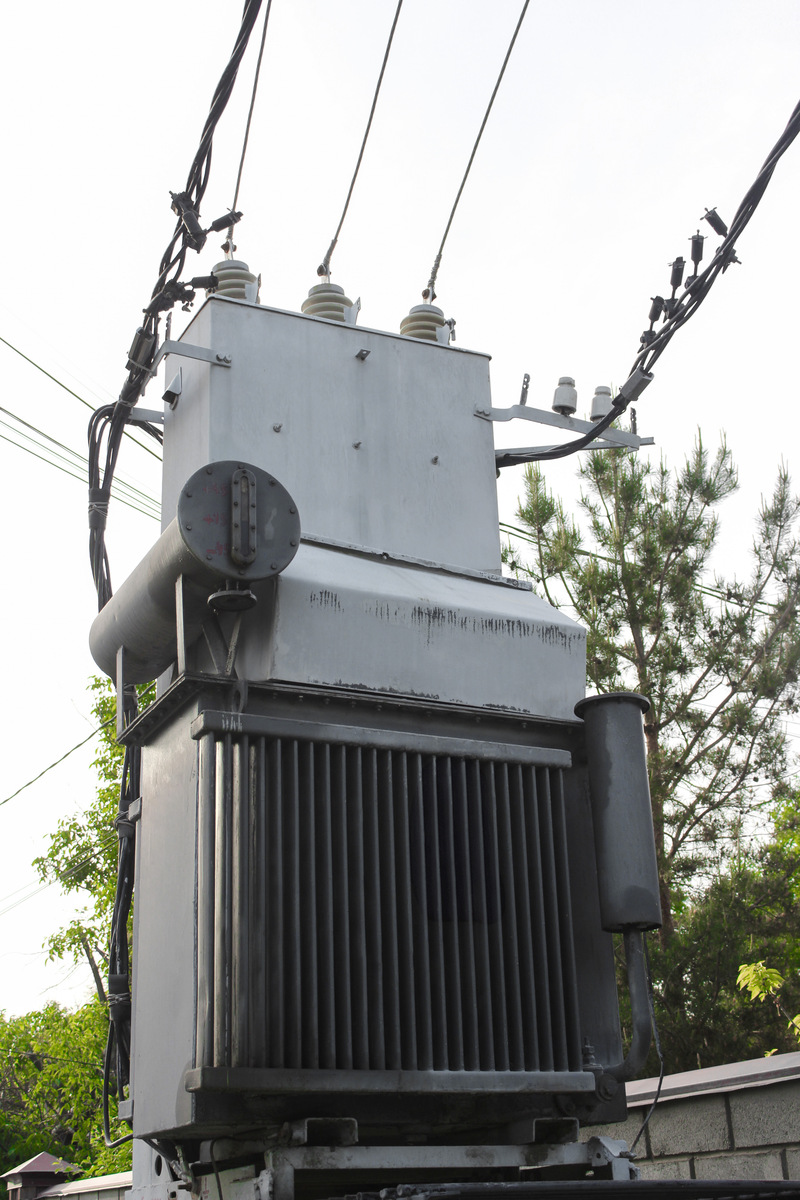 变压器高低压侧电流互感器安装必要性：保护和监控系统