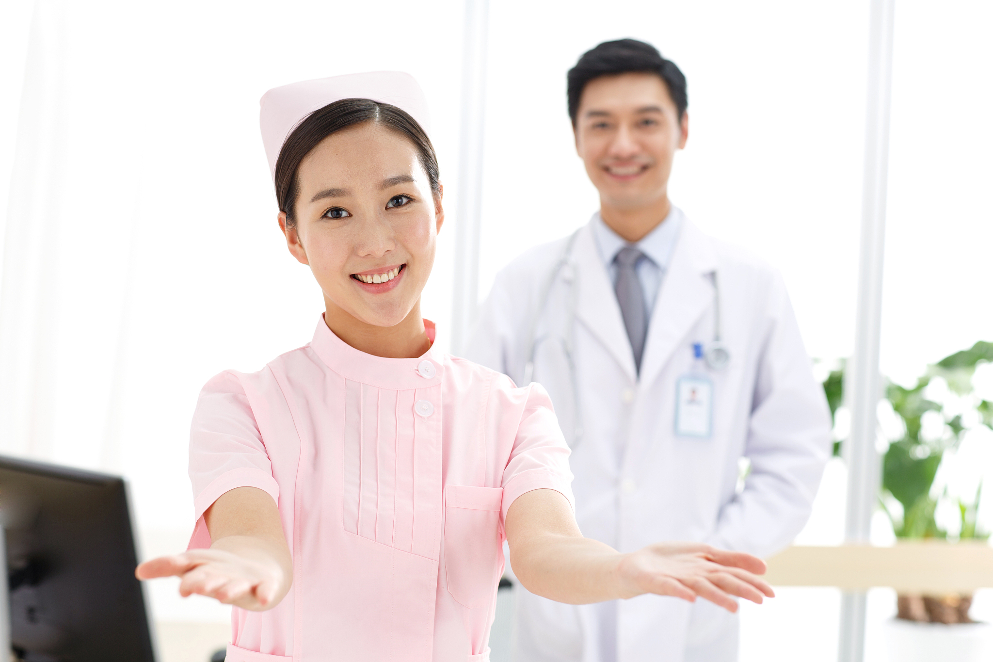 成都卫生学校解读护士与护师区别