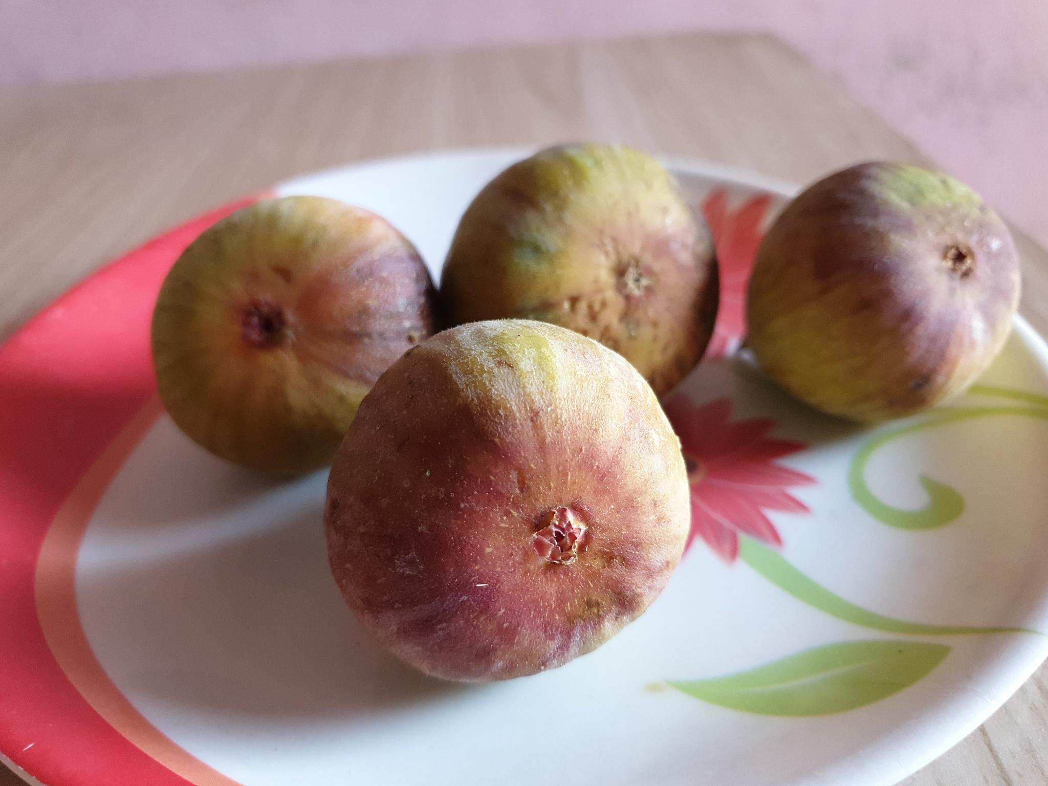 鲜无花果怎么吃剥皮吗