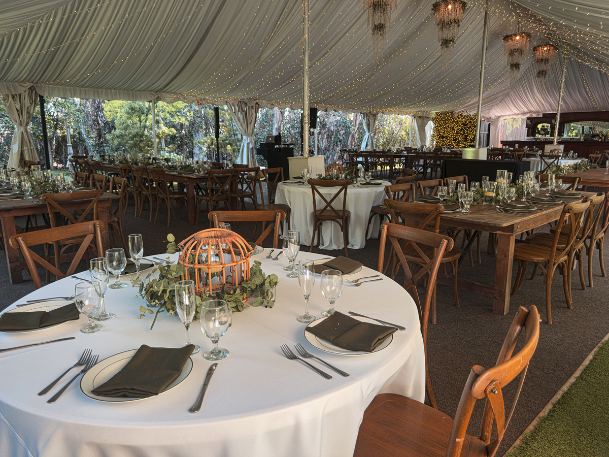 Nestled in a charming vintage home #ramoshousecafe is a delightful café thats become a beloved dining destination in San Juan Capistrano CA Guests rave about the delicious grilled oysters smoked salmo