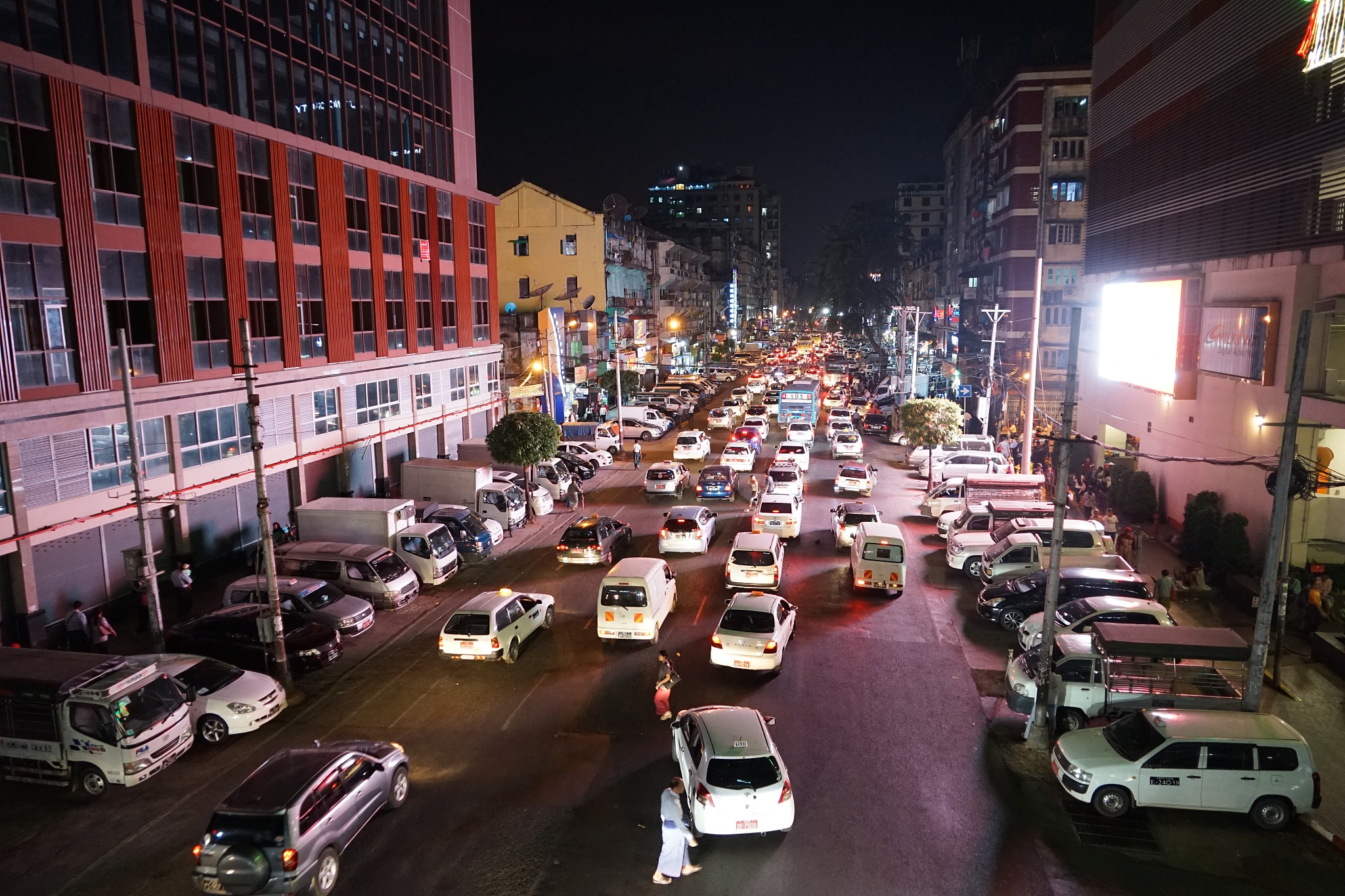 缅甸仰光省交通委员会主席考察重庆公共运输职业学院，洽谈合作推动交通事业发展