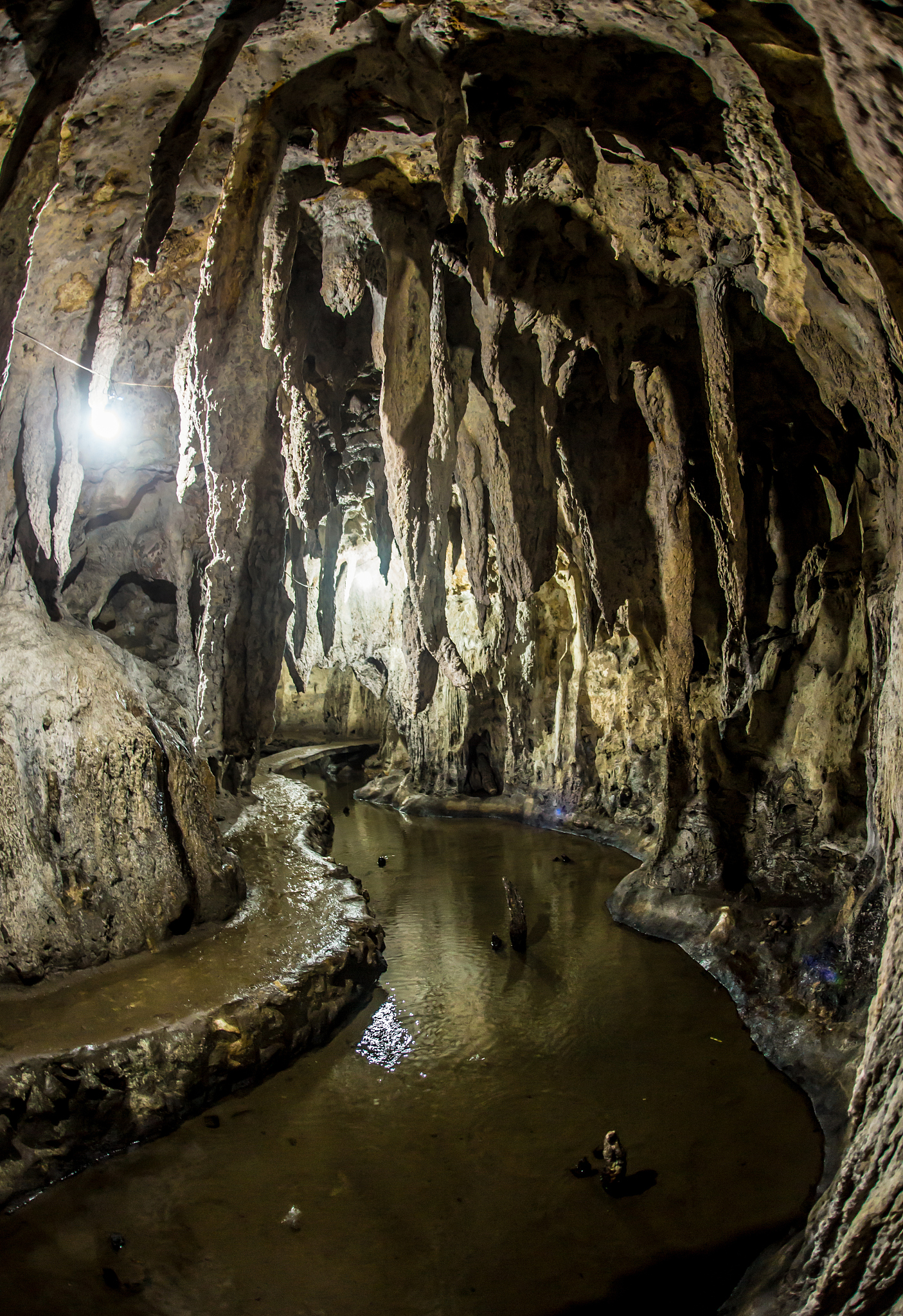 beautiful lod cave in sappong