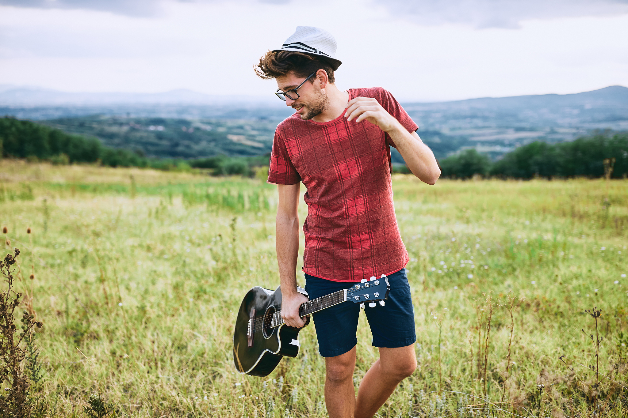 苏州市艺术学校2022年招生办电话：0512-65123333 - 报名指南