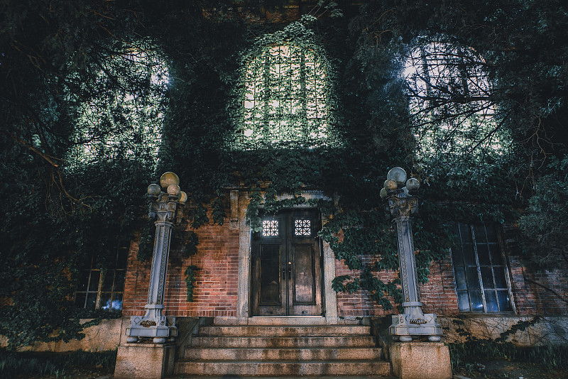 北京市财经学校专业设置 - 经济学、管理学、法学等专业