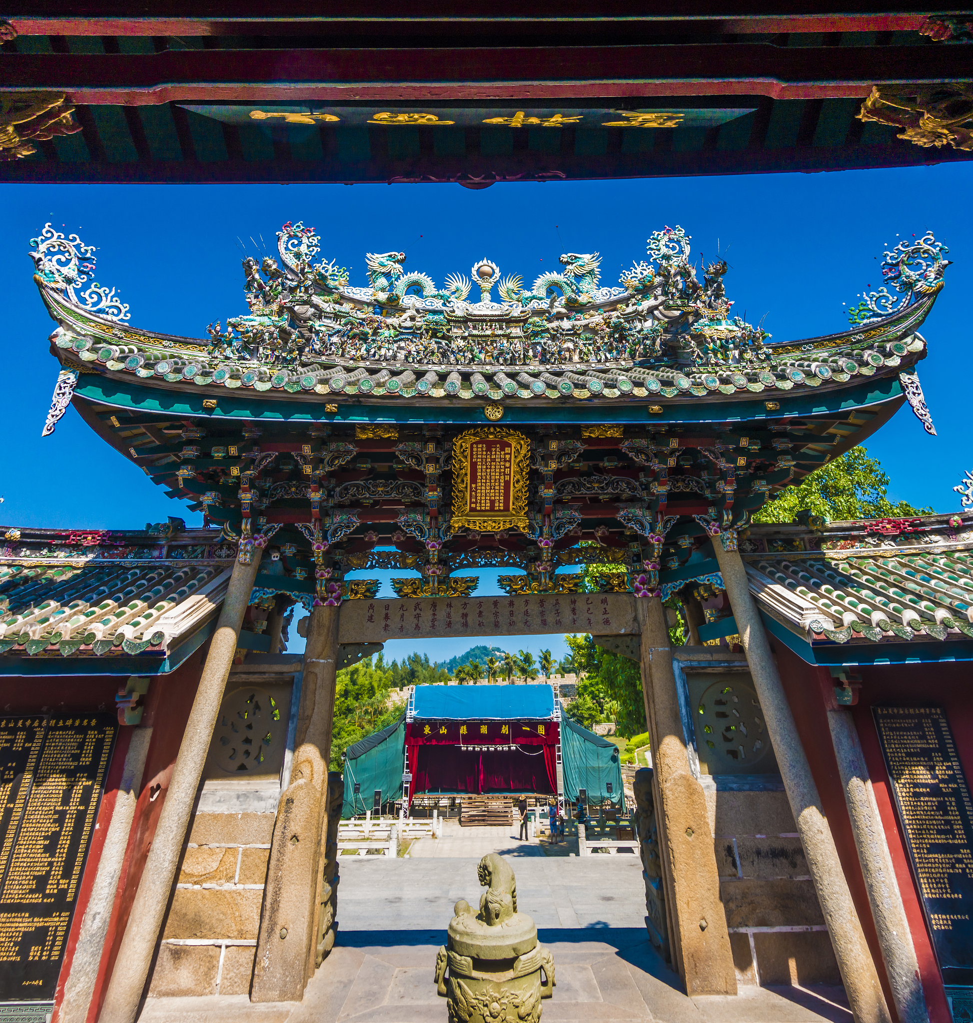 architectural details of a matsu temple, zhangzhou, fujian provi