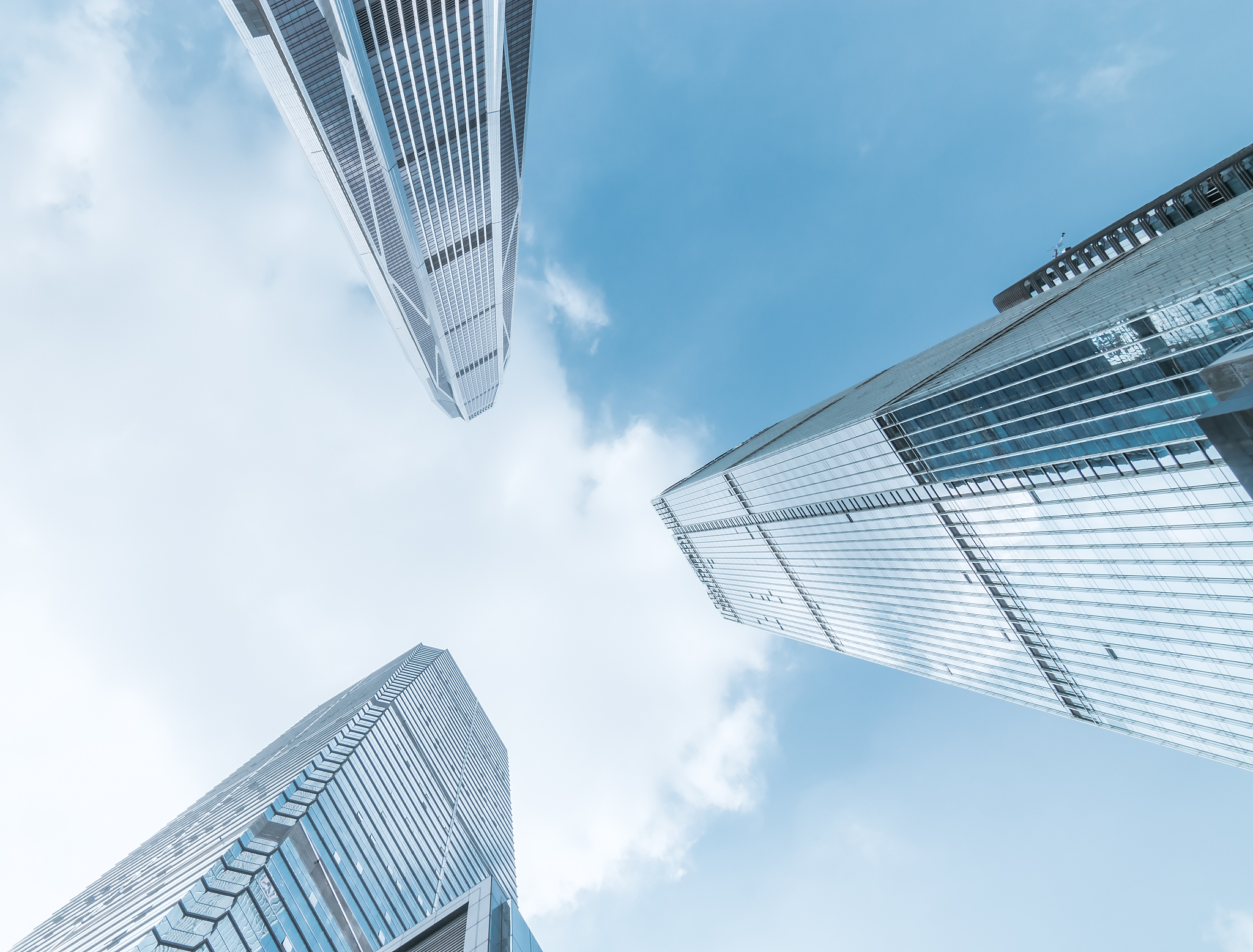 行为金融学 vs 现代金融学：解读市场异动的关键差异