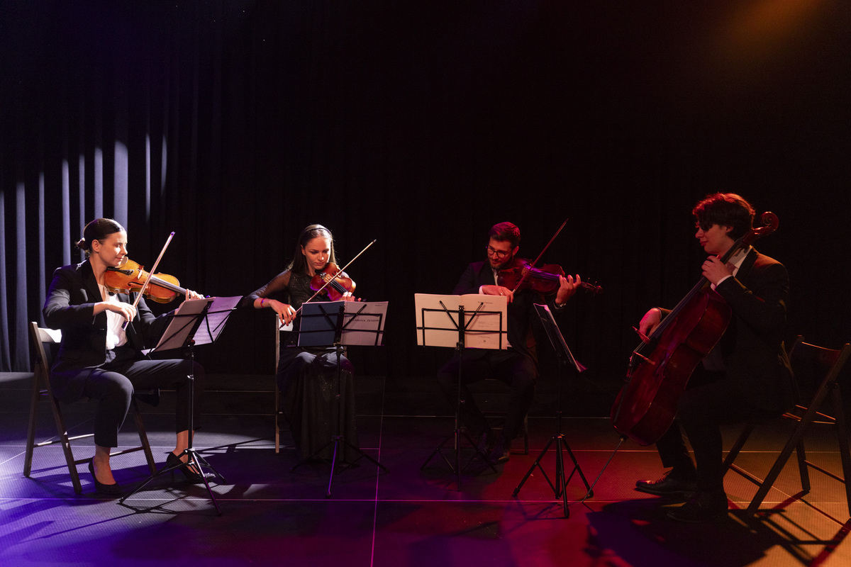 欧美音乐：从古典到流行，10篇深度文章揭秘西方音乐文化