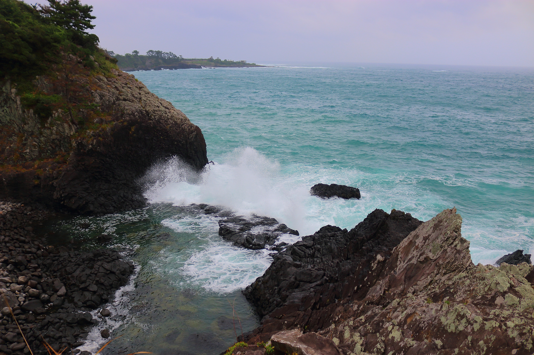 jeju coast, cliffs, waves, pangenduk,