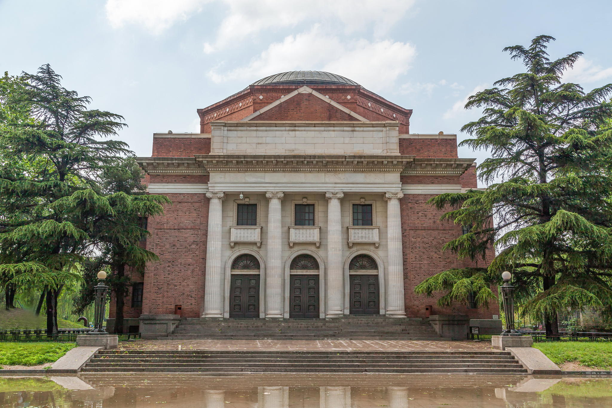中国北京市:清华大学