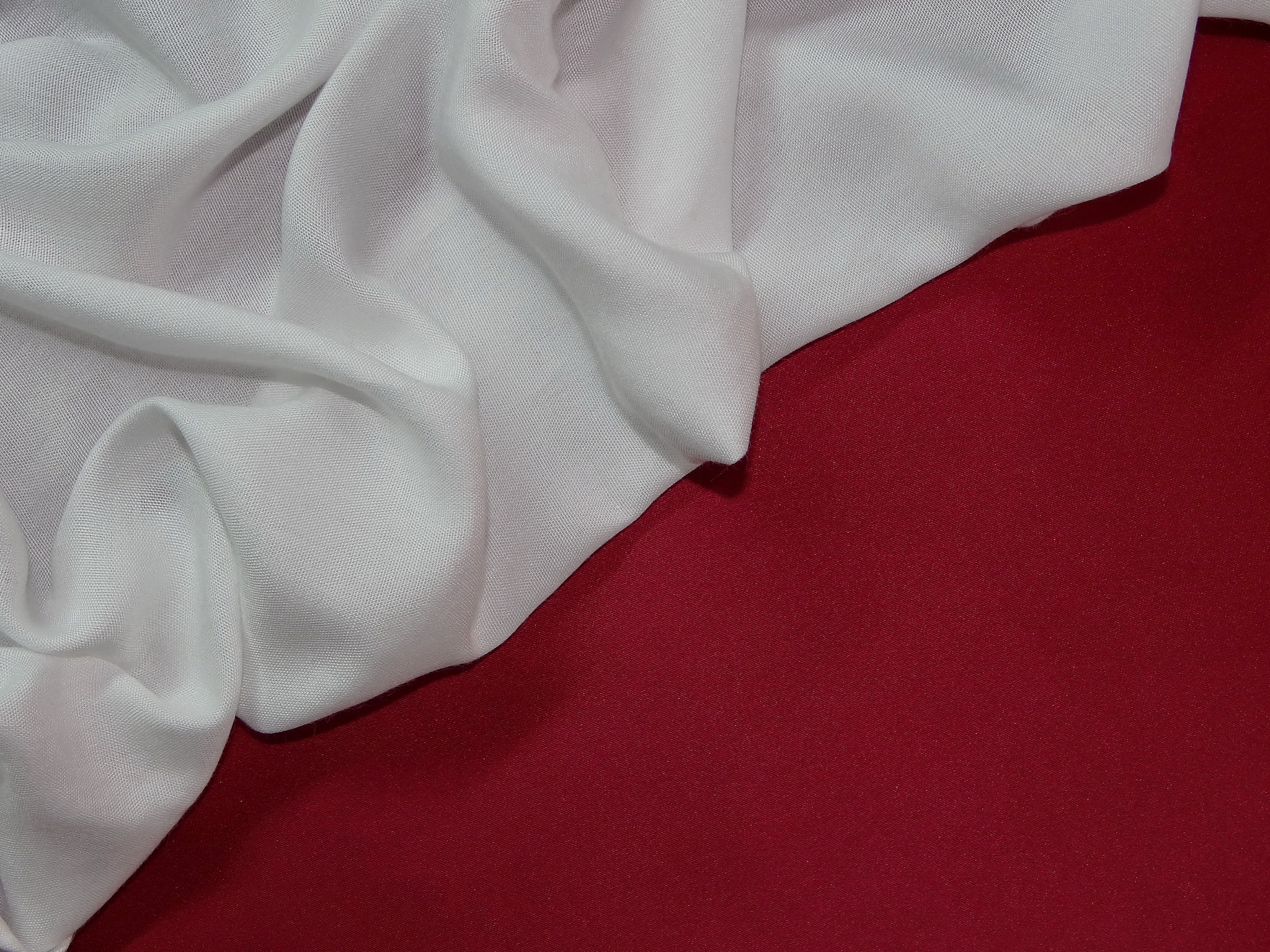 白色的床单红了怎么洗才能变白