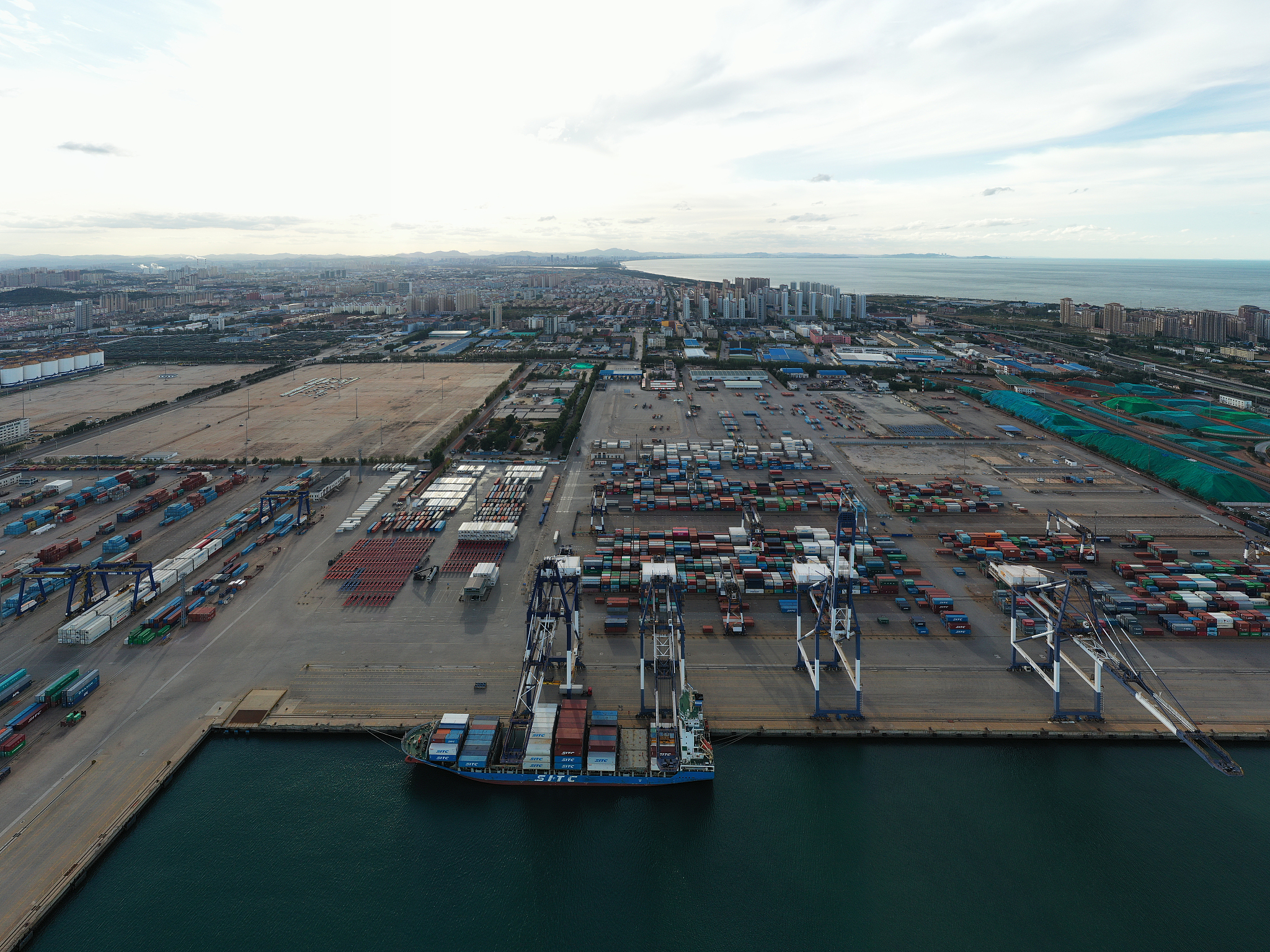 到港口打算怎样发展？、