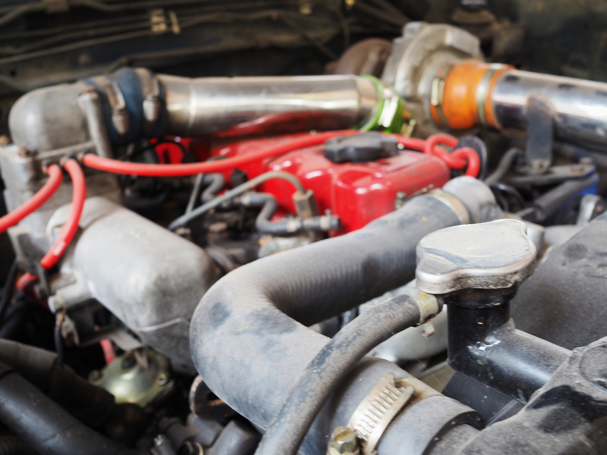 4.5米货车低挡行驶发动机熄火：原因分析及解决方案