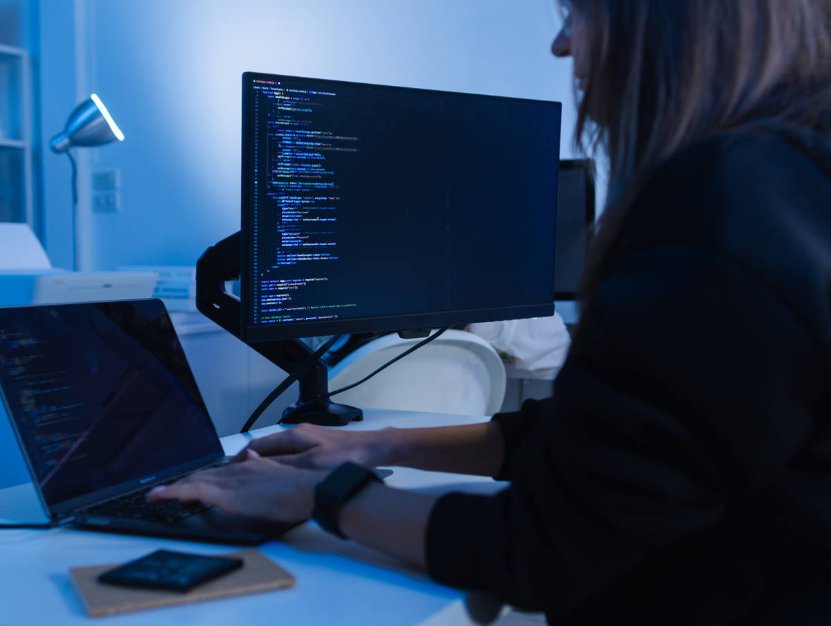 程序员：现代社会中不可或缺的职业