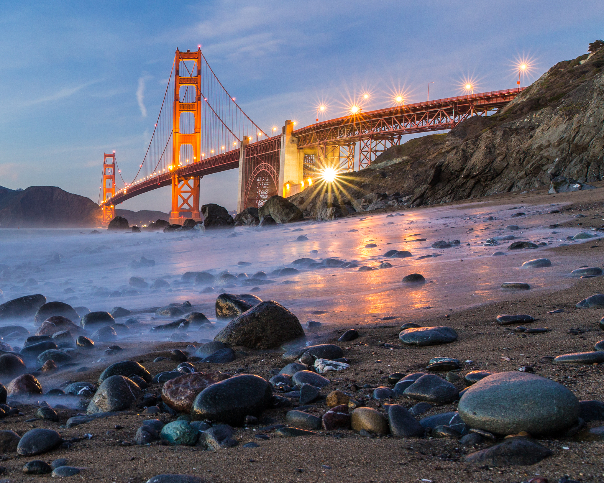 旧金山旅游景点：金门大桥、渔人码头、艺术宫等热门目的地