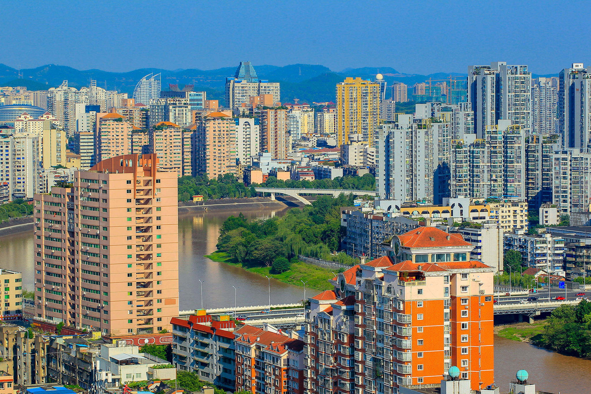 2022年云浮各县市GDP最新数据：云城区领跑，经济增长稳健