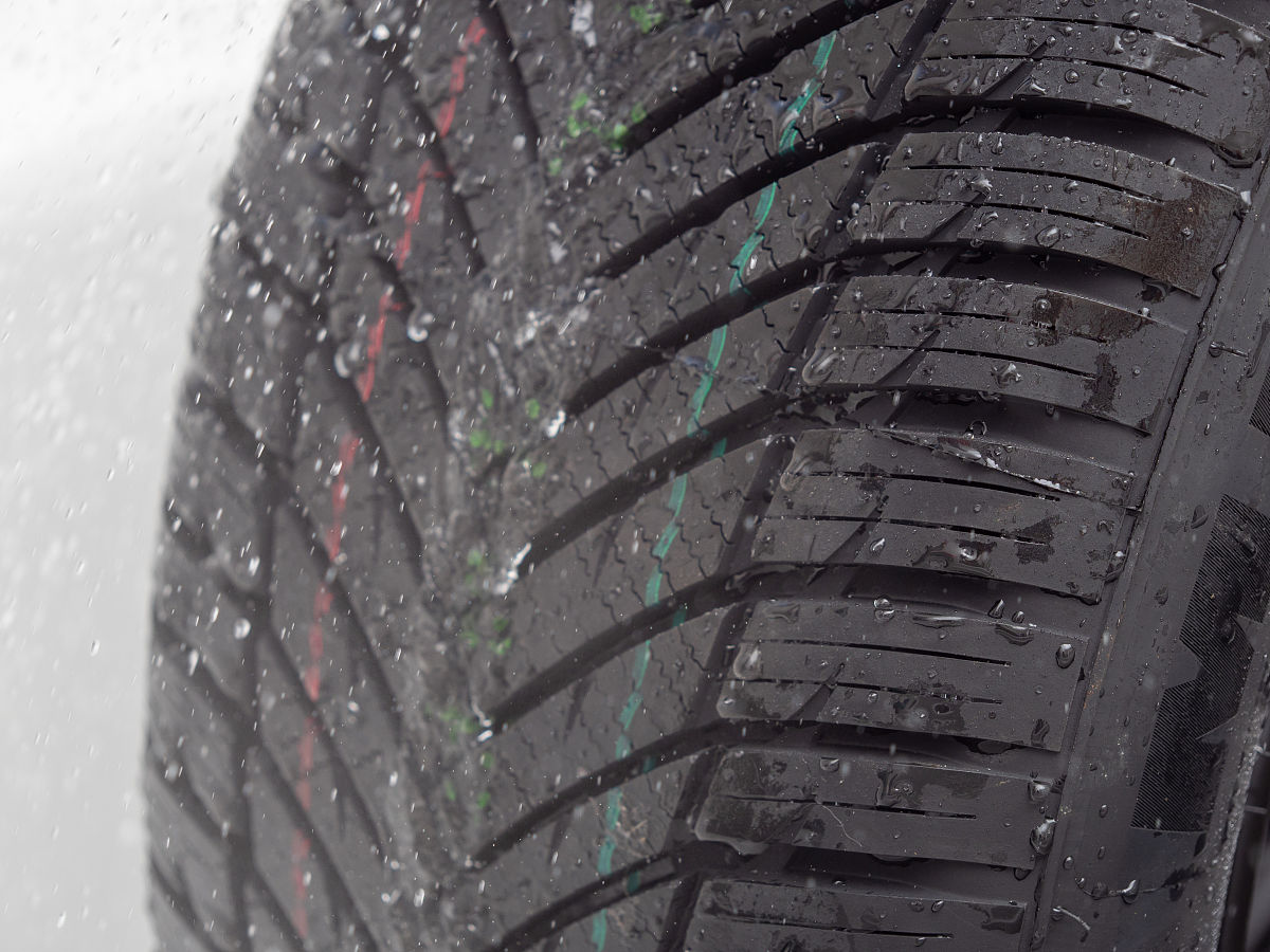 三角轮胎307：小型轿车和SUV的理想选择