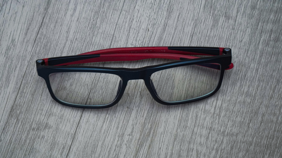 EDC眼镜：轻巧便携，多功能设计，现代人必备之选