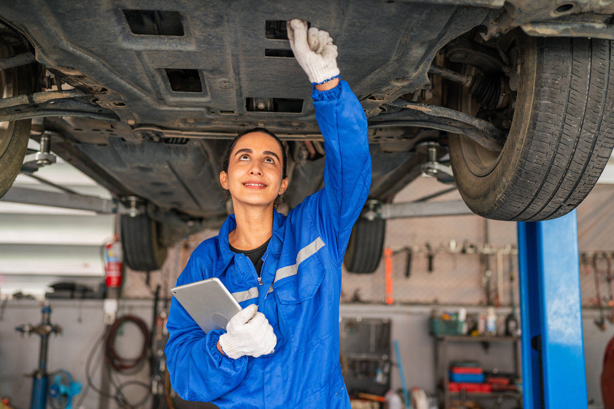 四川五月花专修学院汽车应用与维修专业：课程、优势及未来发展