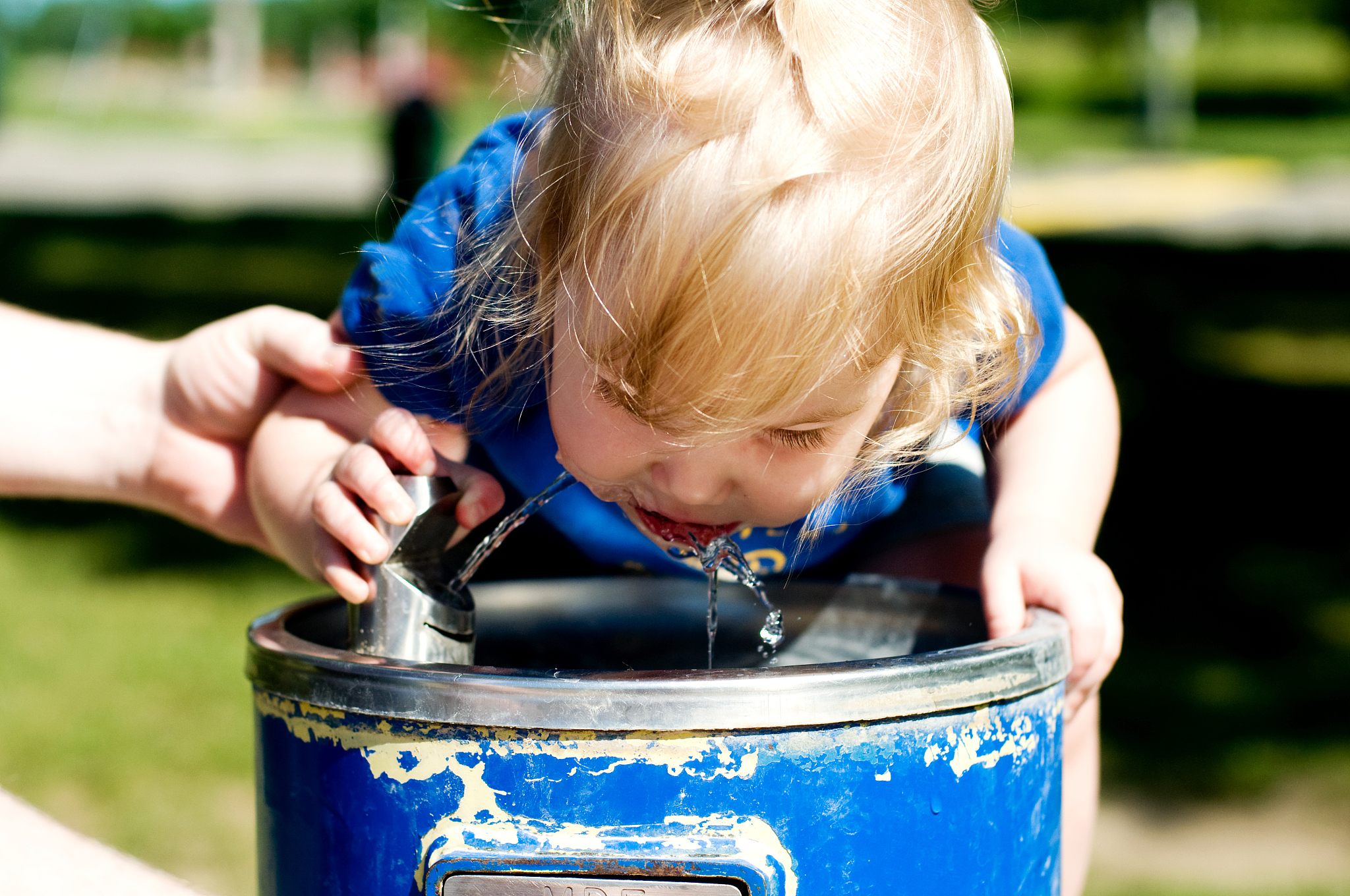 每人每天应喝多少水