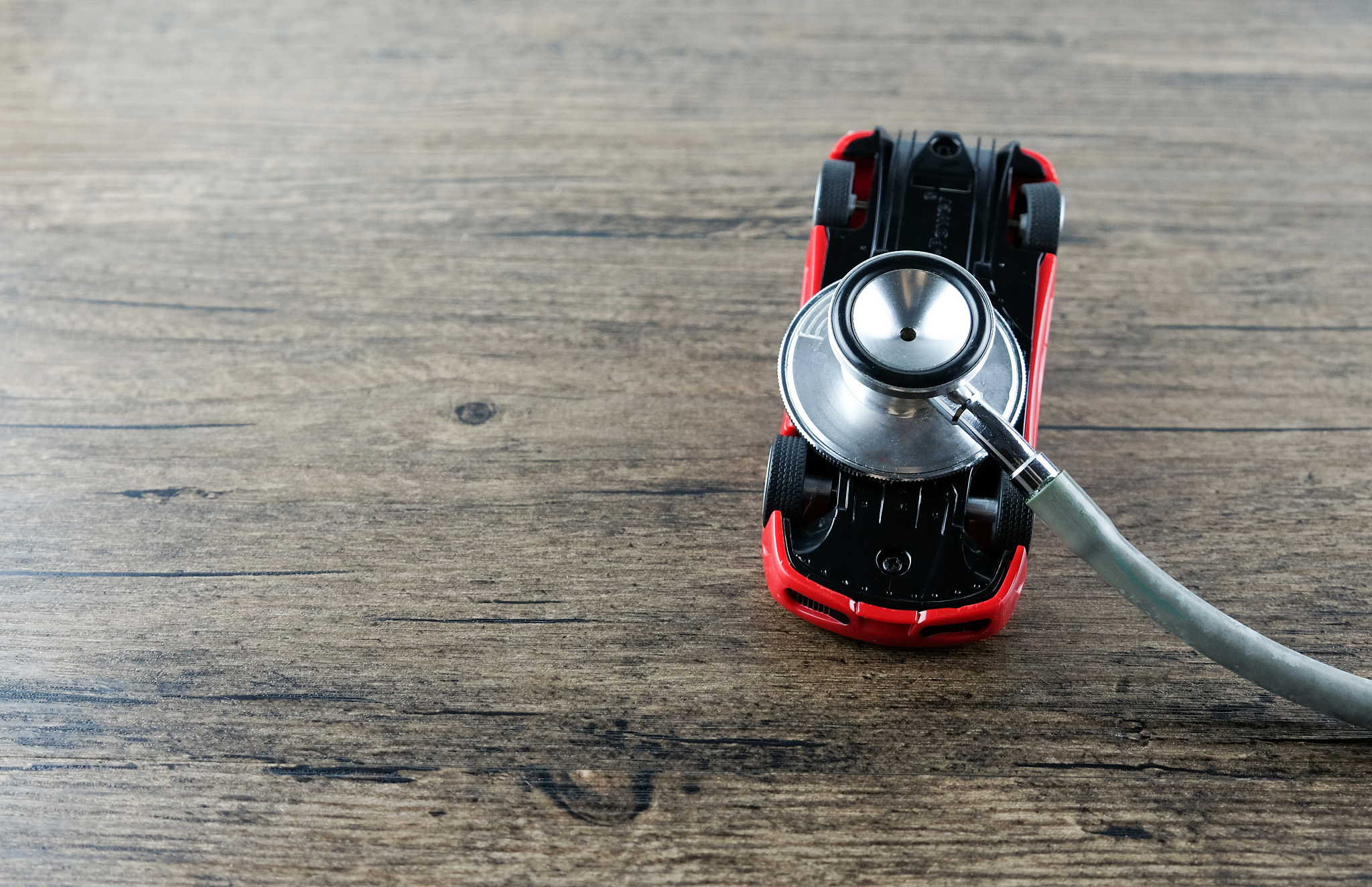 南宁中专汽车学校汽车装饰与美容专业怎么样？就业前景好吗？