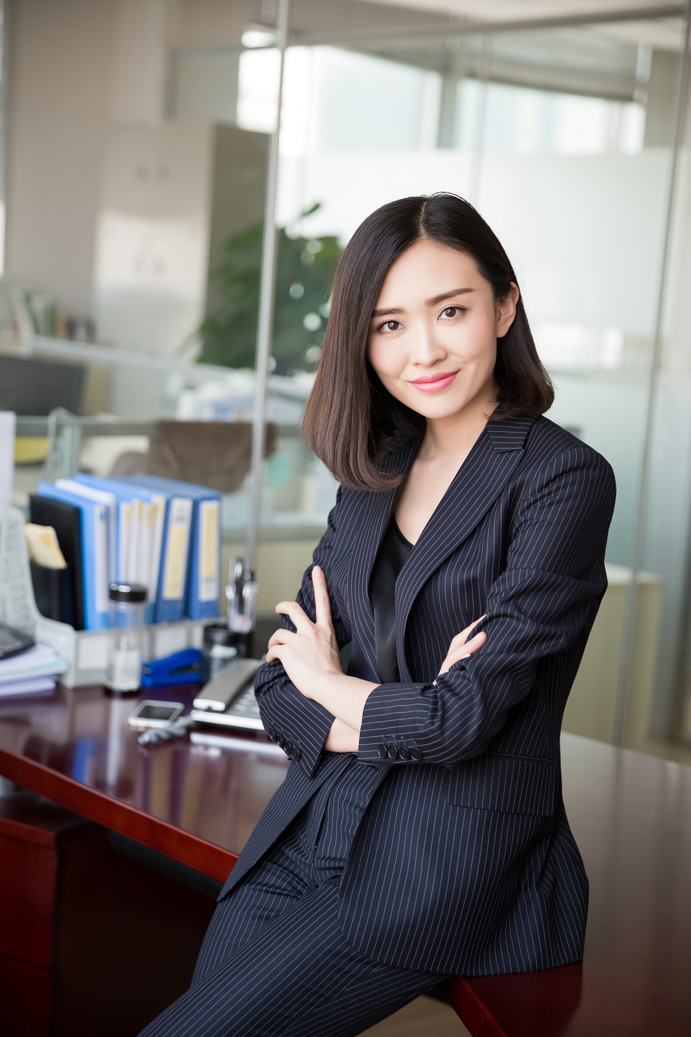 女孩子学什么专业好 女生最吃香的大学专业排名