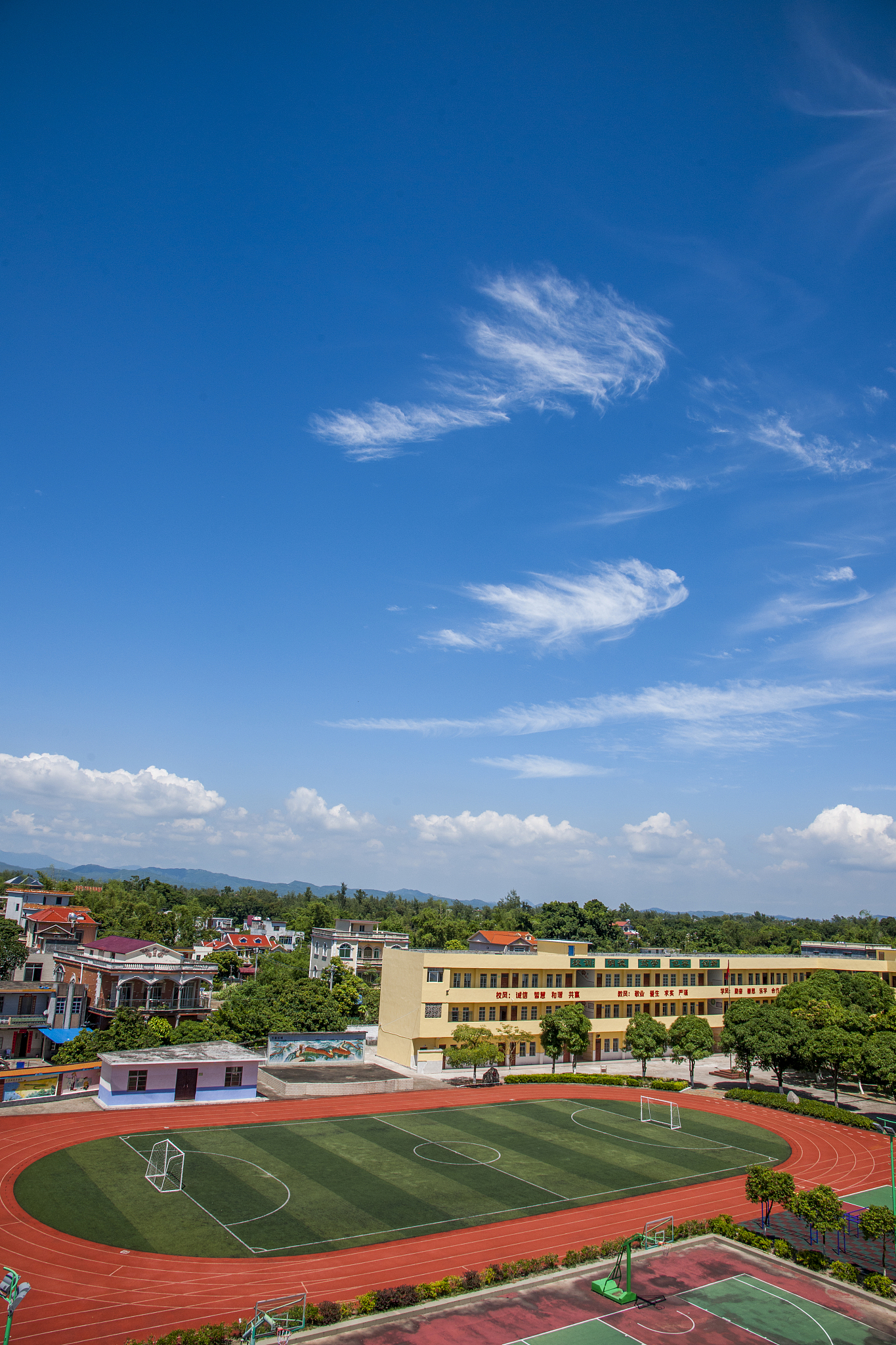 广西机电工程学校2023年新增专业：智能制造、新能源汽车等