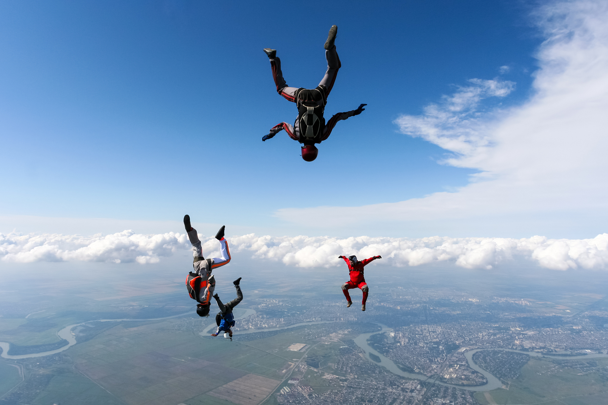 极限运动有哪些？分别推荐去哪个地方游玩？有什么注意事项