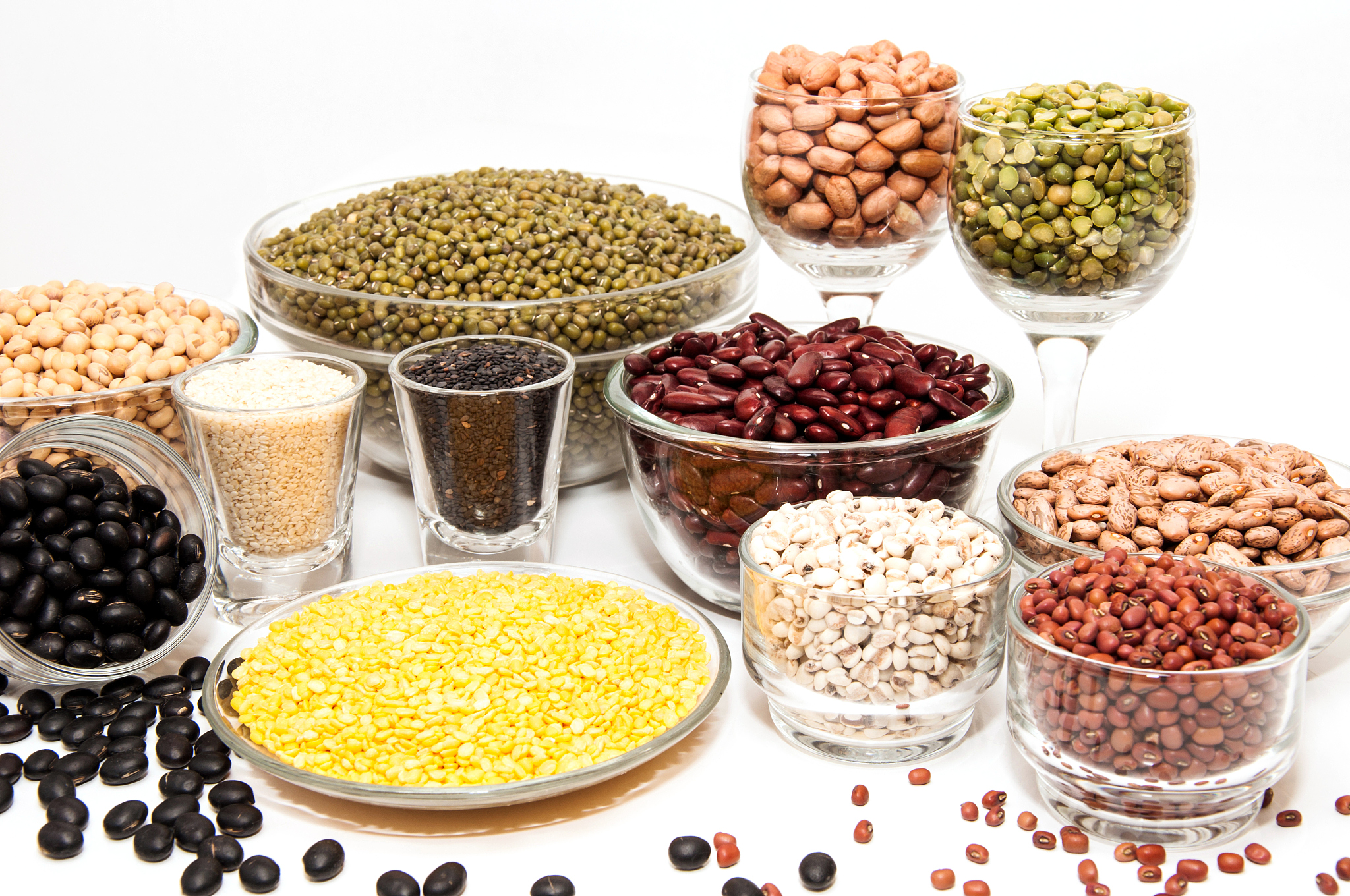various types of beans.
