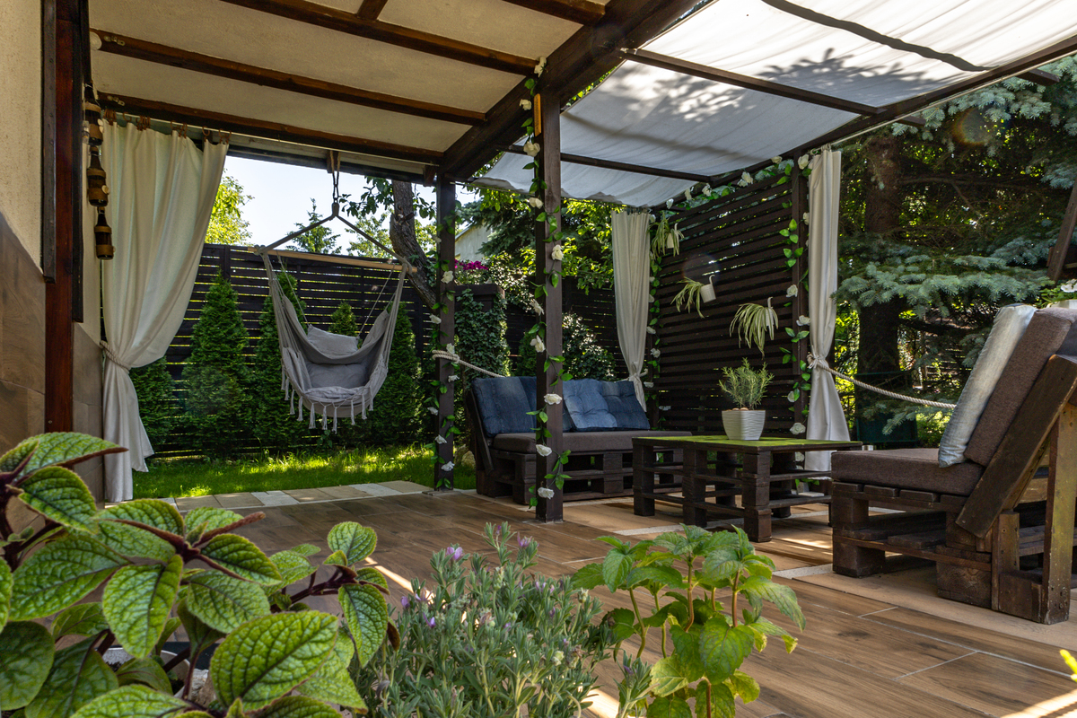 田园舒适花园风：繁花似锦，觅安宁 | 别墅庭院露台花园设计