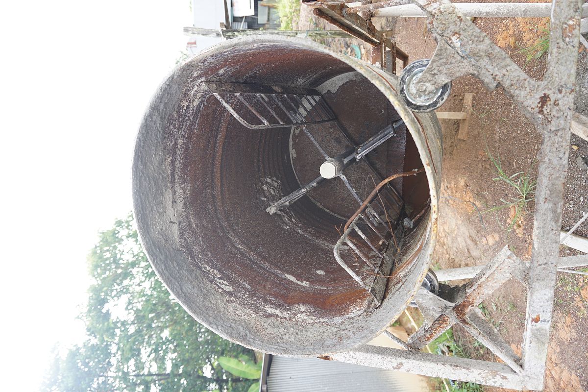 30米立闭式搪瓷釜中孔尺寸详解