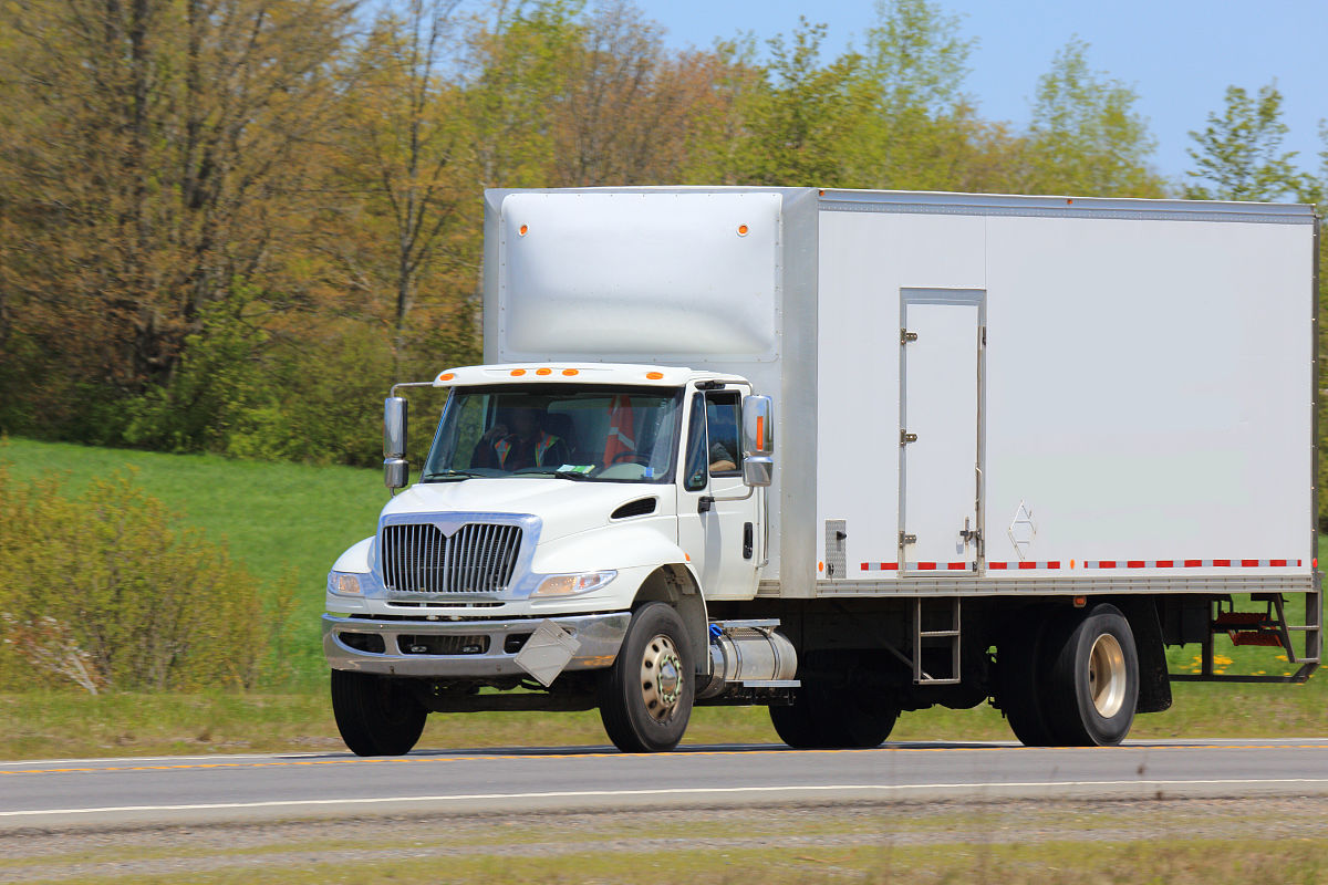 Ford Ranger: Mid-Size Pickup Truck | Performance, Features & More