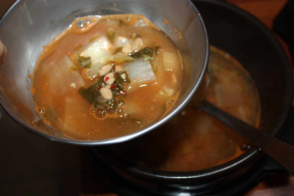 酸辣过瘾，一口上瘾！教你做简单快手的家常酸辣汤