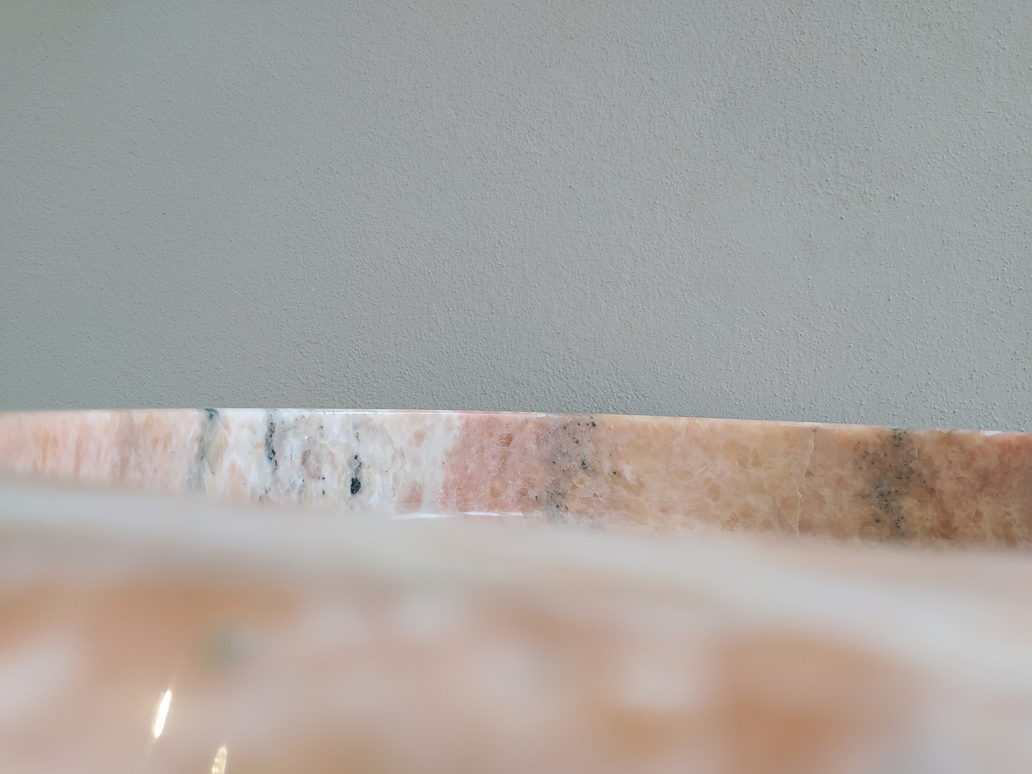 地板下龙骨泡水发霉怎么办？石灰粉有用吗？