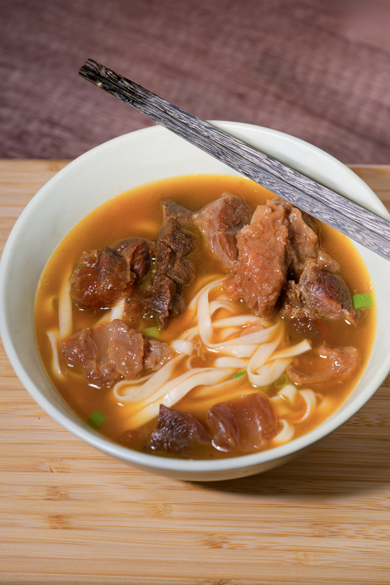 无锡周边美食推荐：从阳山牛肉面到太湖银鱼