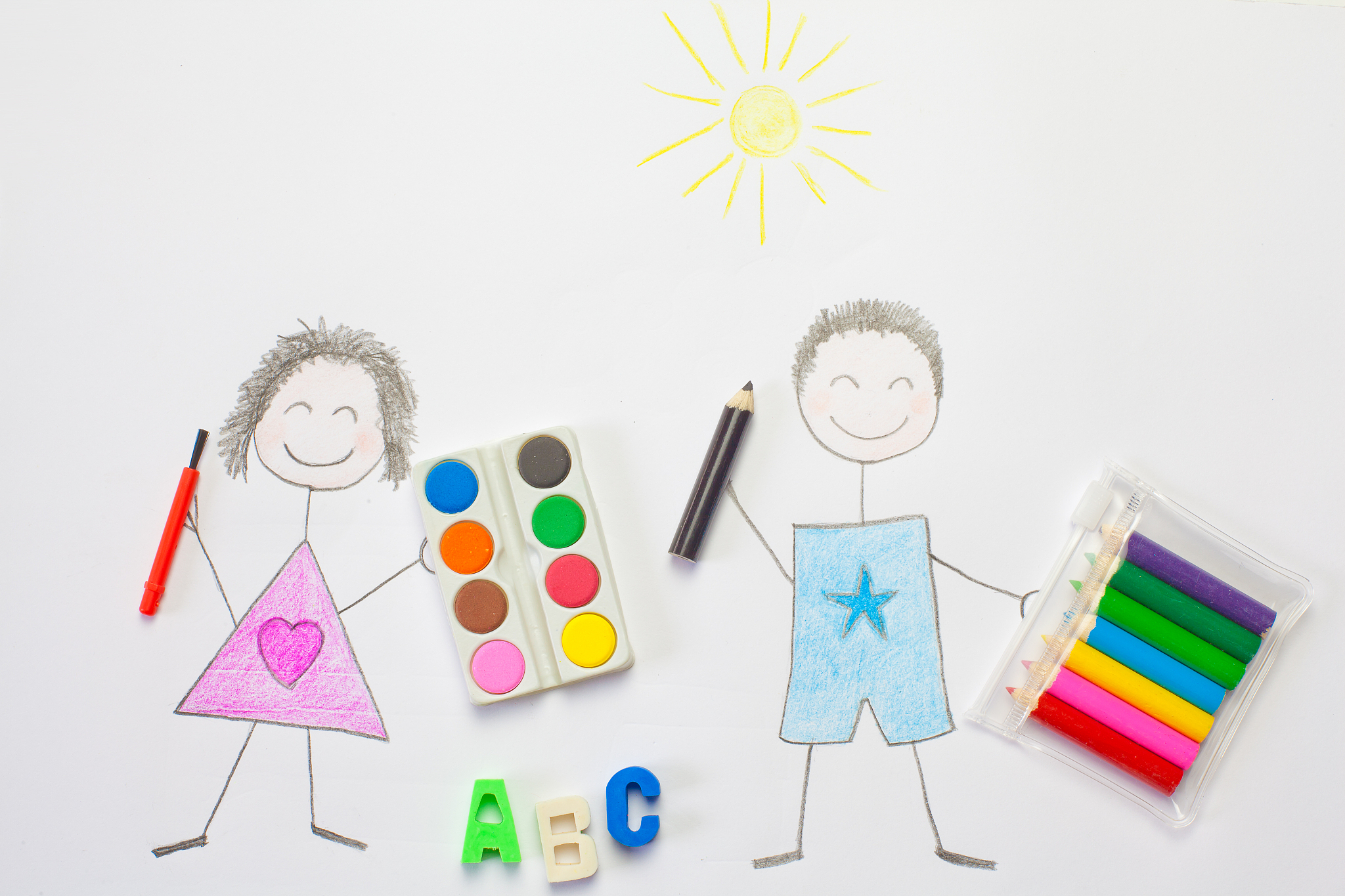 下列对关爱的认识错误的是 A 没有他人的关爱我们难以健康成长B 青少年身心不成熟受到关爱应抱有理所当然的态度C 关爱他人是一种幸福D 关爱他人也是一门艺术首先要学会尊重他人选项B为什么正确逐个分析其他选项为什么错误