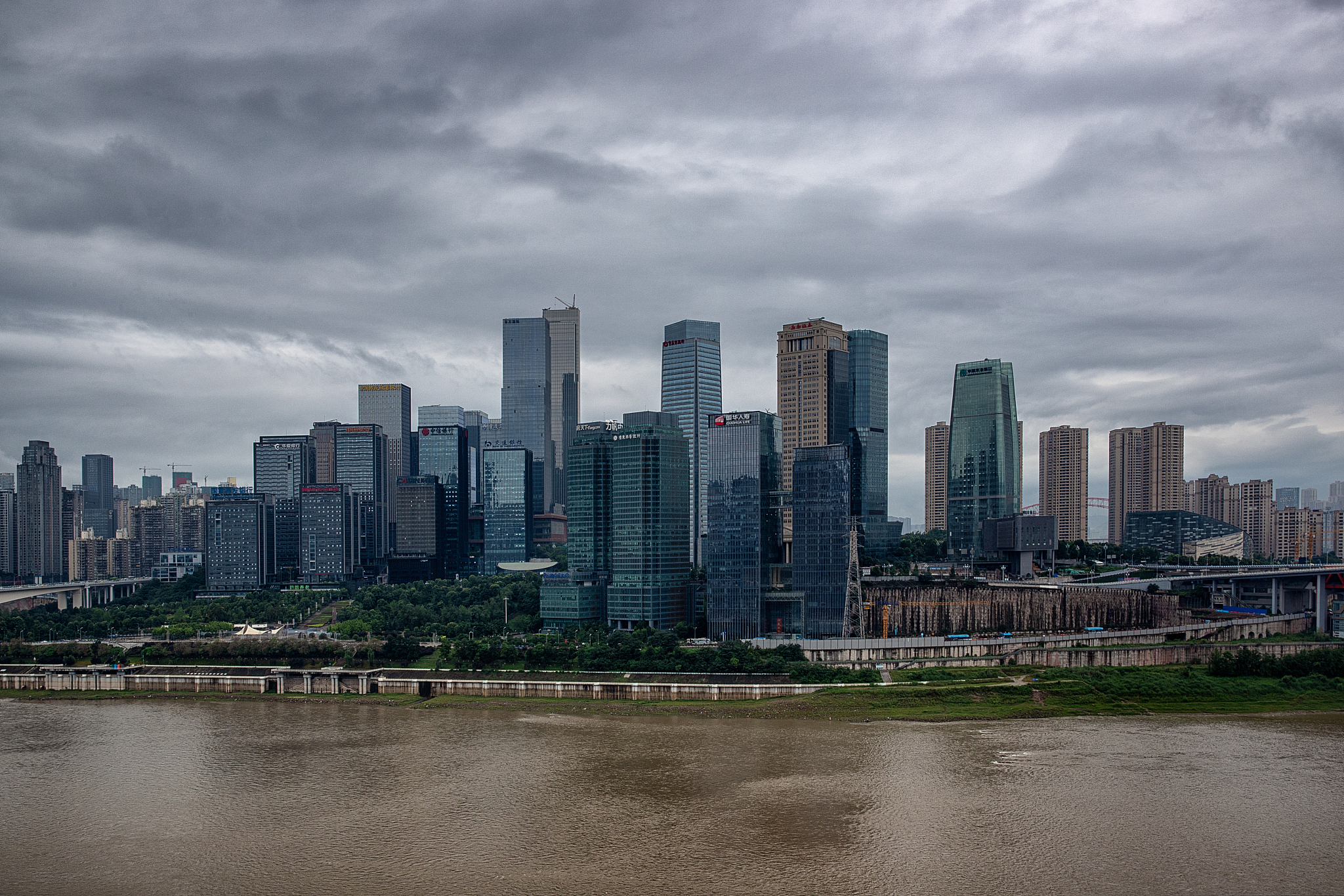 重庆鱼嘴职业高级中学2022年招生专业有哪些？| 机电、汽车、建筑、商贸专业详解