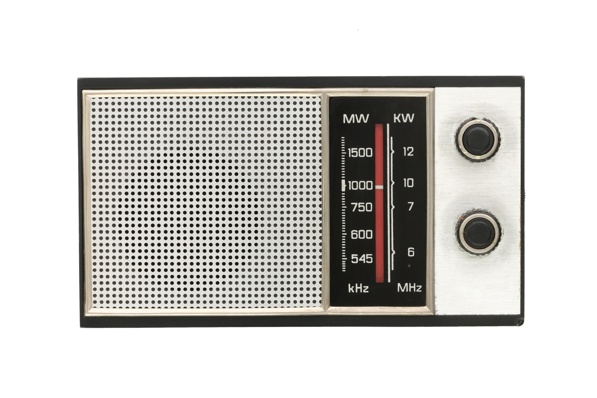 为什么我的调频收音机收不到96MHz？常见原因及解决方法