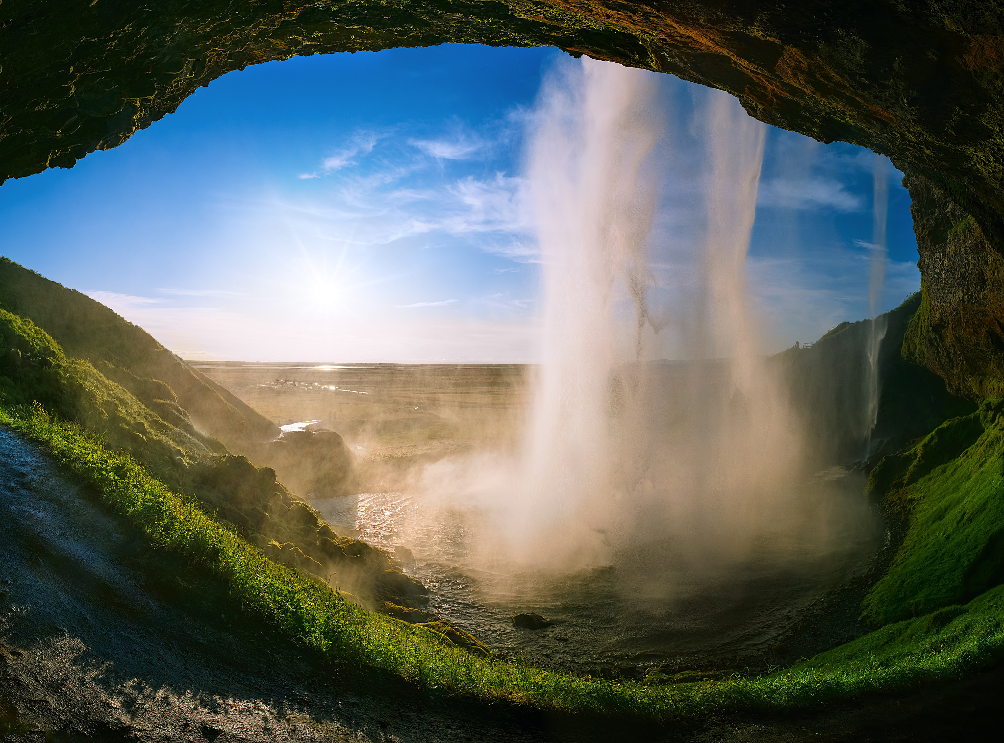 waterfall eye