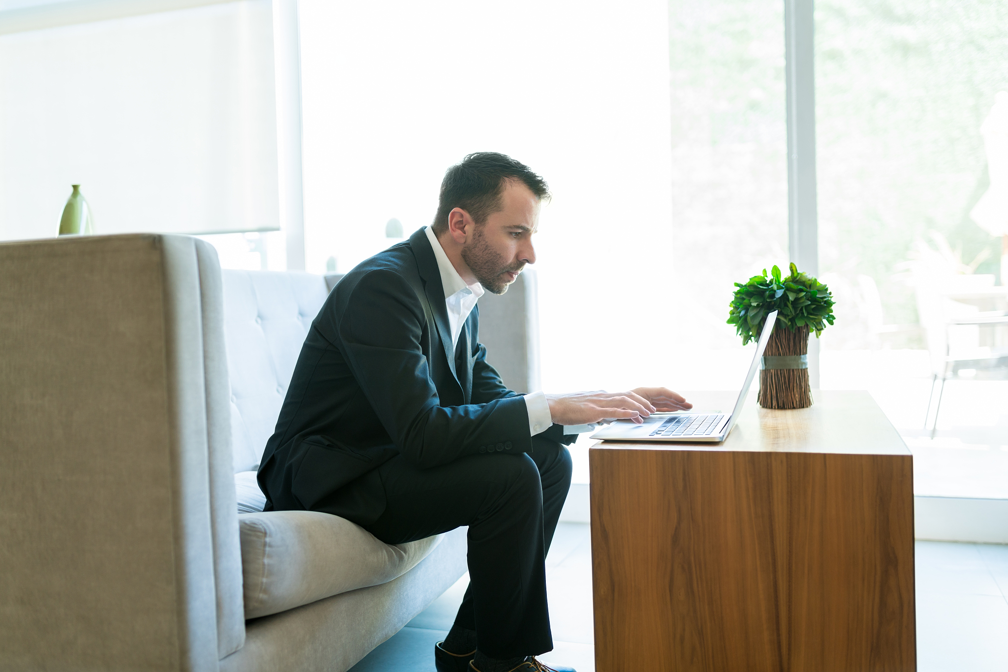 南京2023年中专男生学什么专业好-怎么样