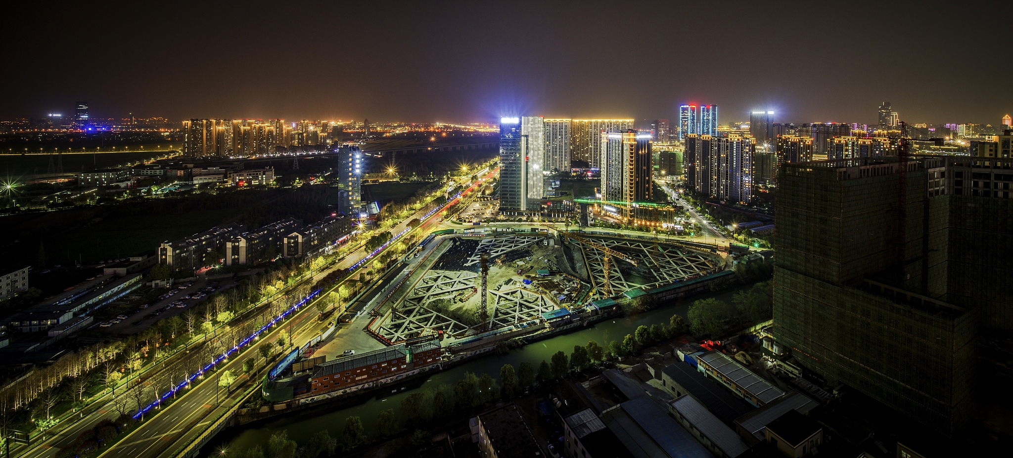未来的市中心