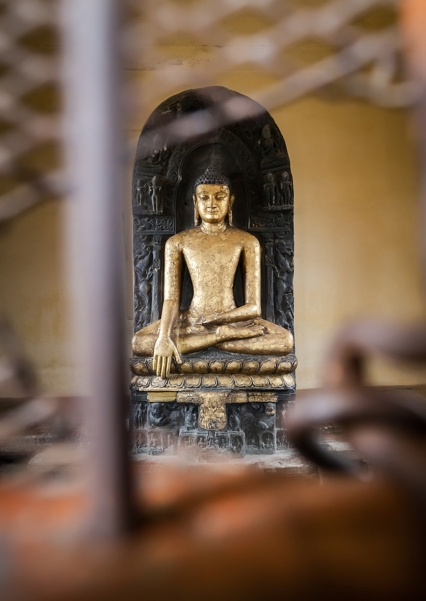 大乘佛教是佛说的吗？探索大乘佛教的起源与核心思想